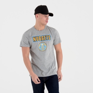 Camiseta New Era Denver Nuggets NBA Team Logo Grises | WAUDK-6295